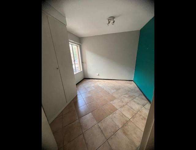 2 BEDROOM APARTMENT FOR SALE IN DIE HOEWES